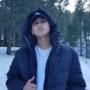 Meet your Posher, Justin